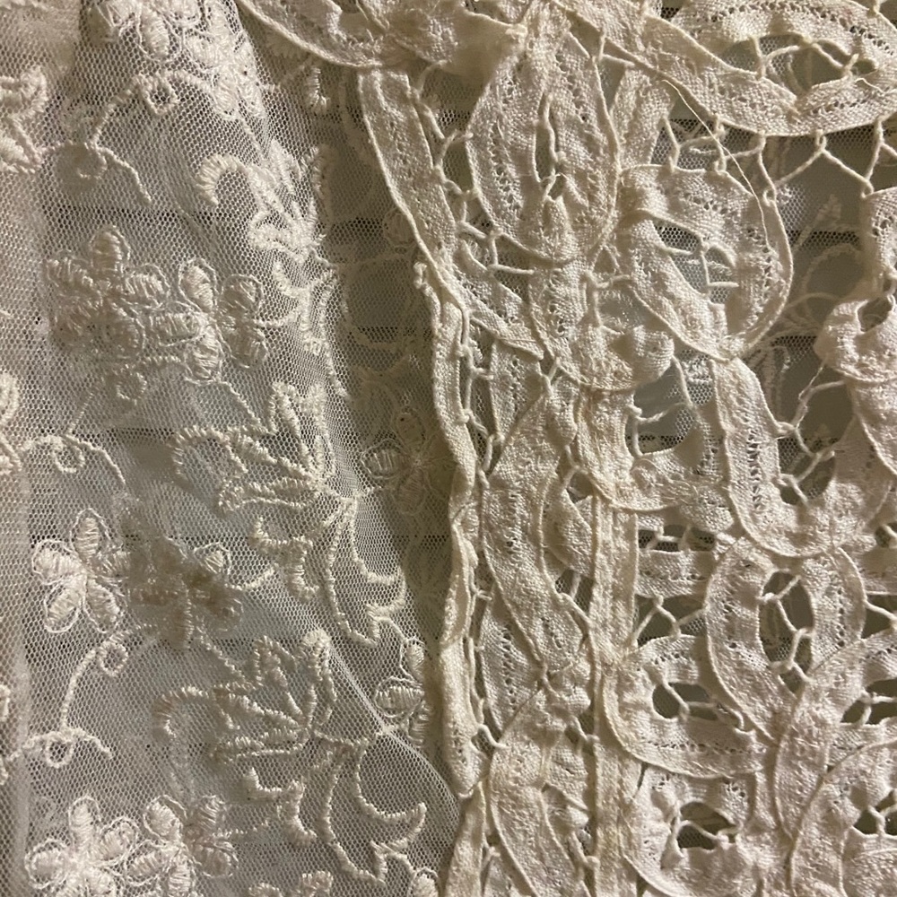 Abercrombie lace t-shirt